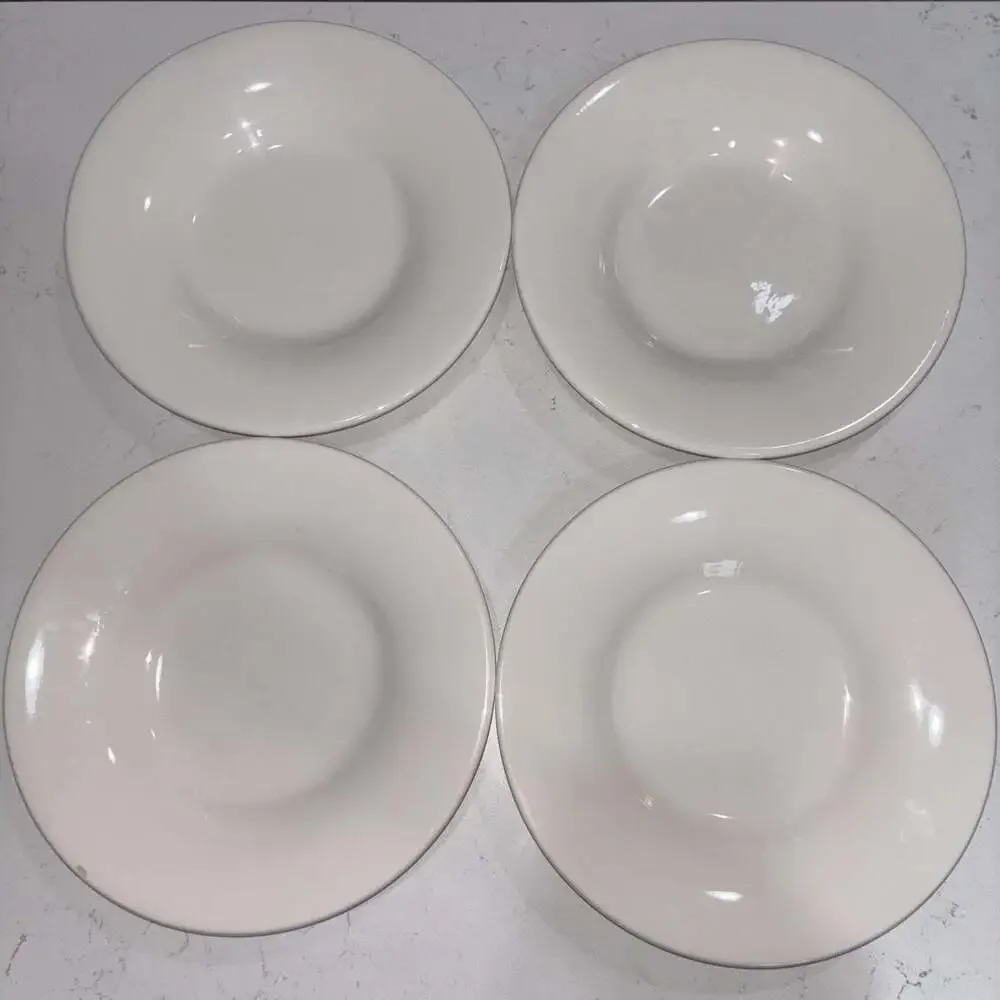 Pottery Barn Sausalito Ivory Rimmed Pasta Bowls, Set of 4